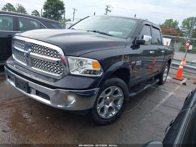 صورة 2 لـ 2017 RAM 1500 LARAMIE 4X4 5'7 BOX