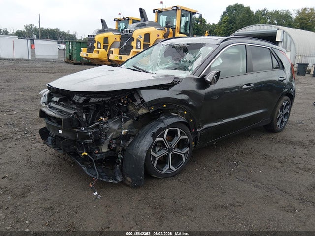 2023 KIA NIRO EX TOURING 2