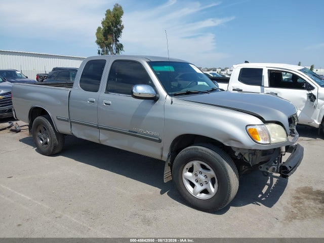 2002 TOYOTA TUNDRA SR5 V8
