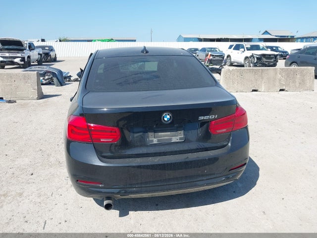 2017 BMW 320I 16