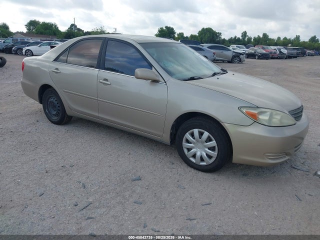 2004 TOYOTA CAMRY LE