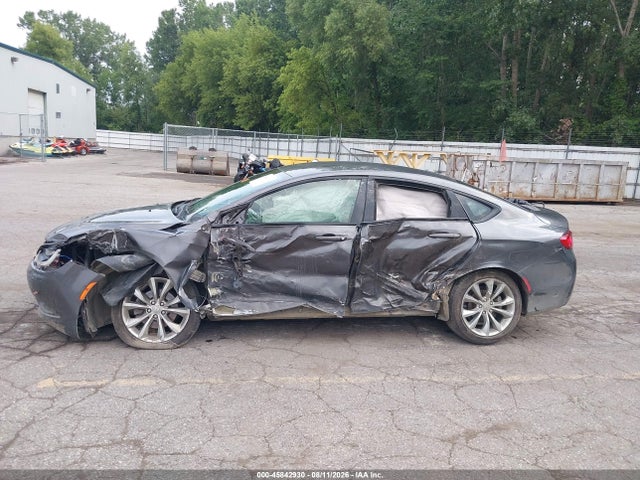 2015 Chrysler 200 S 照片 14