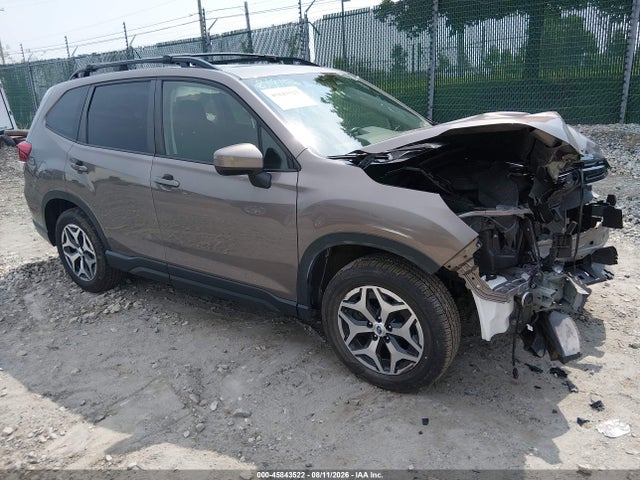 2022 SUBARU FORESTER PREMIUM