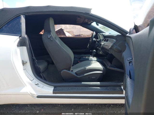 2013 Chevrolet CAMARO 1LT 照片 5