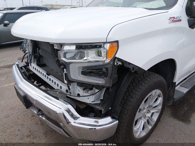 صورة 14 لـ 2025 Chevrolet SILVERADO 1500 4WD SHORT BED LTZ
