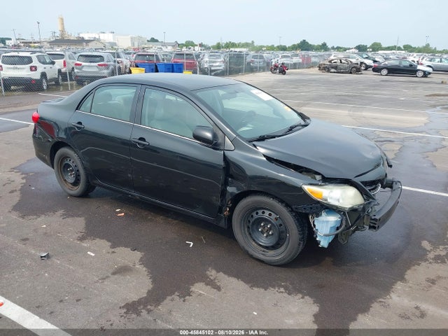 2013 TOYOTA COROLLA LE