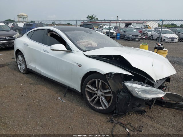 2015 TESLA MODEL S 