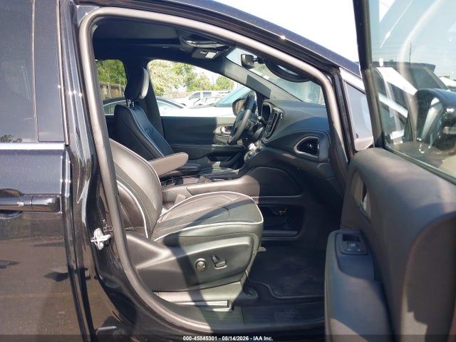 صورة 5 لـ 2027 Chrysler PACIFICA LIMITED