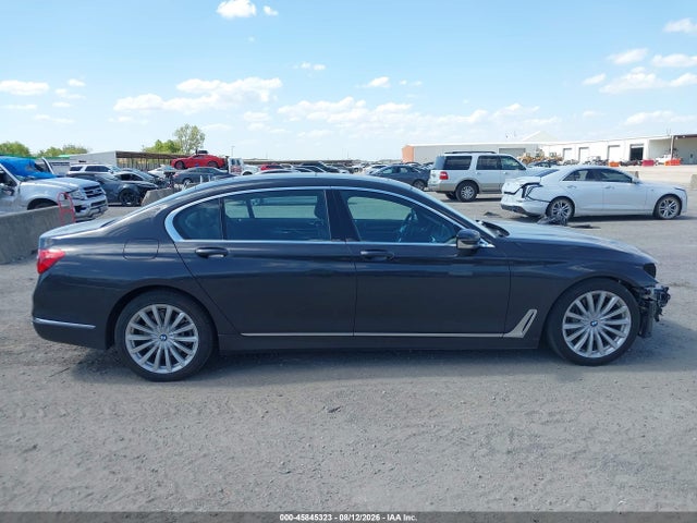 2019 BMW 740I 13