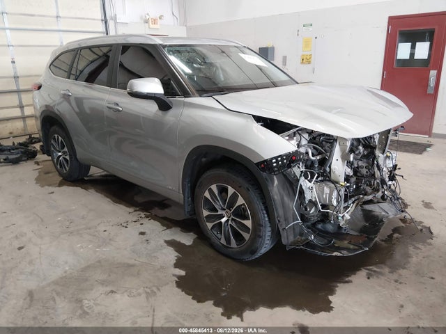 2023 TOYOTA HIGHLANDE HYBRID XLE