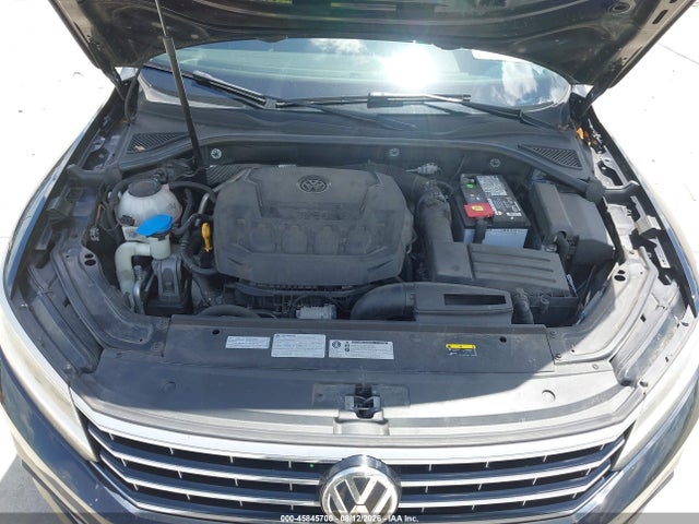 صورة 10 لـ 2018 Volkswagen PASSAT 2.0T SE