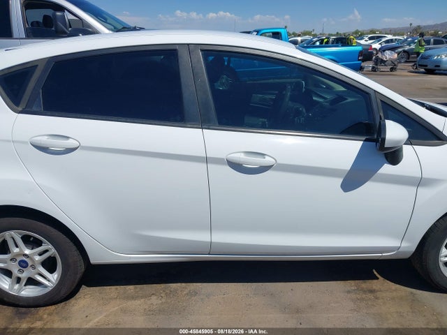 2017 FORD FIESTA SE 14