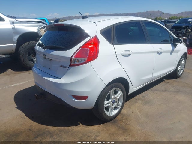 2017 FORD FIESTA SE 4