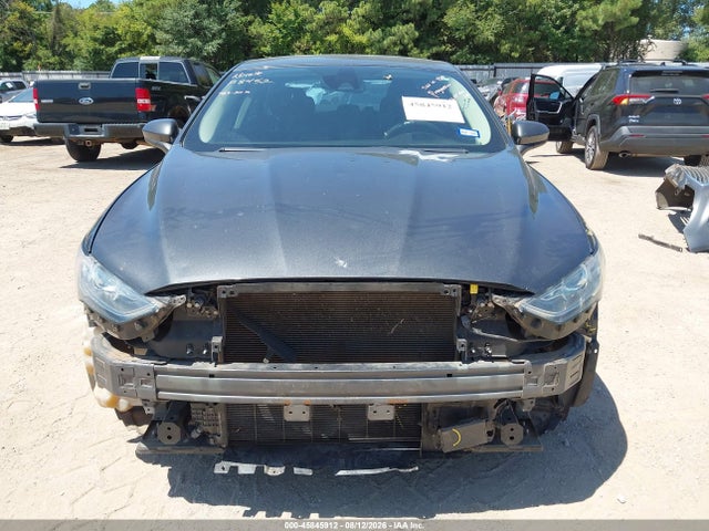 2019 FORD FUSION SE 13