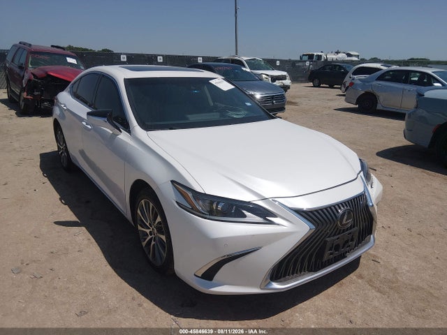 2019 LEXUS ES 