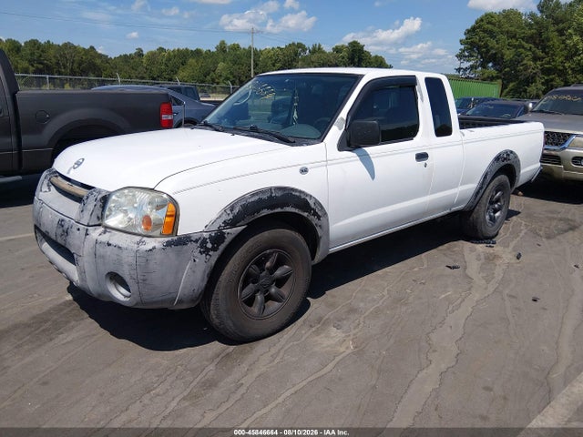 2002 Nissan FRONTIER XE 照片 2