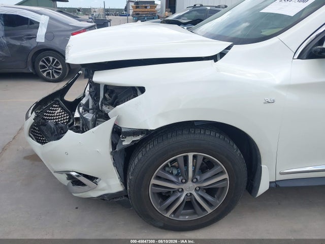 2019 INFINITI QX60 LUXE 18