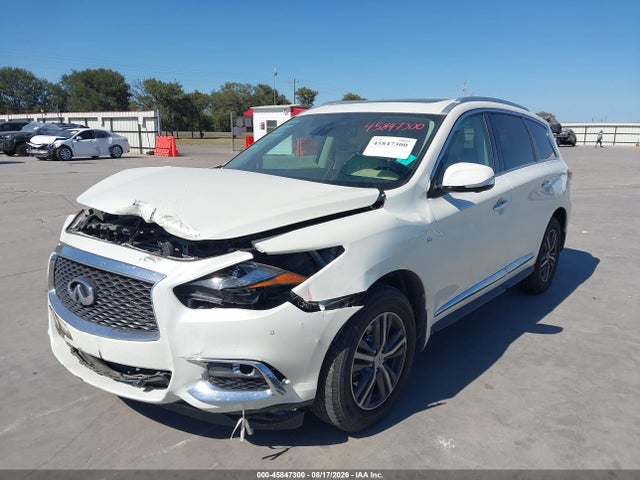 2019 INFINITI QX60 LUXE 2