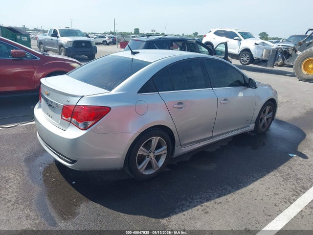 2013 Chevrolet CRUZE 2LT AUTO — фото 4