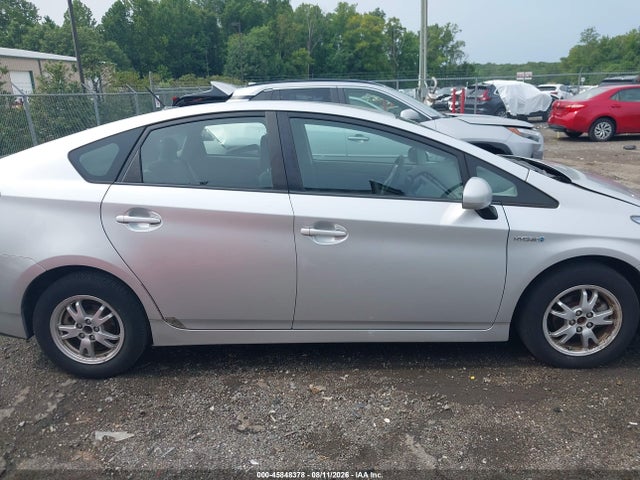 2011 Toyota PRIUS TWO 照片 14