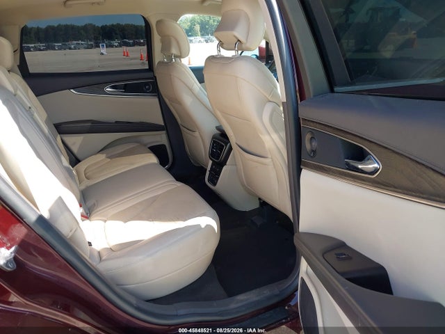 2019 LINCOLN NAUTILUS RESERVE 8