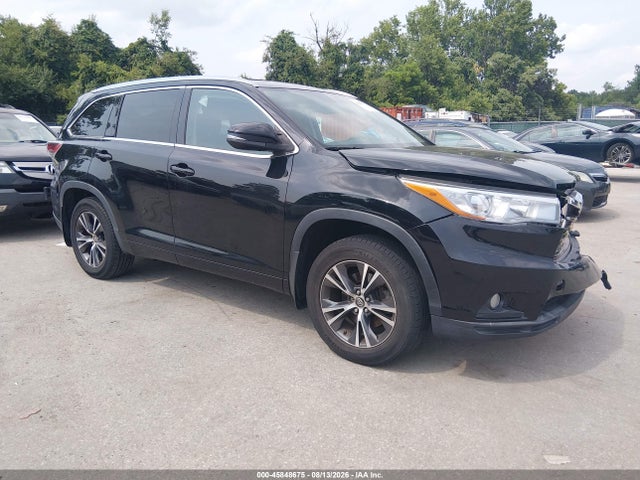 2016 TOYOTA HIGHLANDE XLE V6
