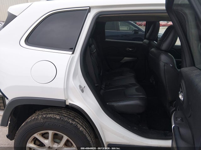 2018 JEEP CHEROKEE LATITUDE PLUS 4X4 8