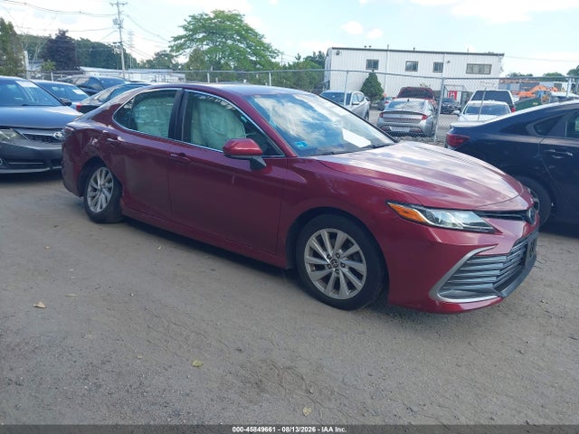 2022 TOYOTA CAMRY LE