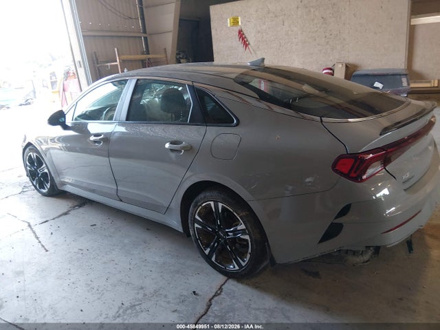 صورة 14 لـ 2023 KIA K5 GT-LINE