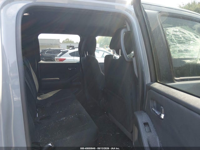 2024 Nissan FRONTIER PRO-4X 4X4 照片 8