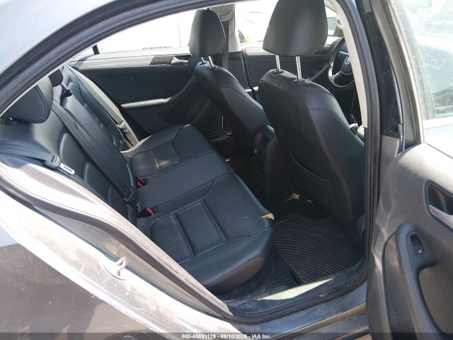 صورة 8 لـ 2017 Volkswagen JETTA 1.4T SE