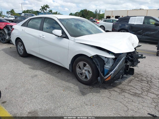 2025 HYUNDAI ELANTRA SE