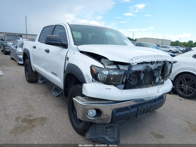 2013 TOYOTA TUNDRA GRADE 5.7L V8