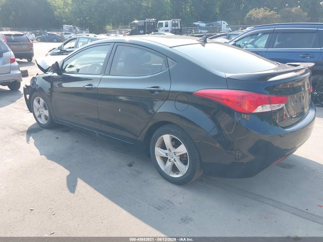 صورة 3 لـ 2013 Hyundai ELANTRA GLS
