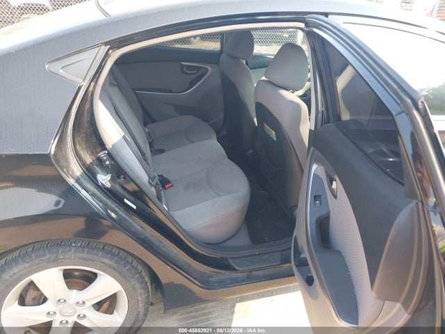 صورة 8 لـ 2013 Hyundai ELANTRA GLS