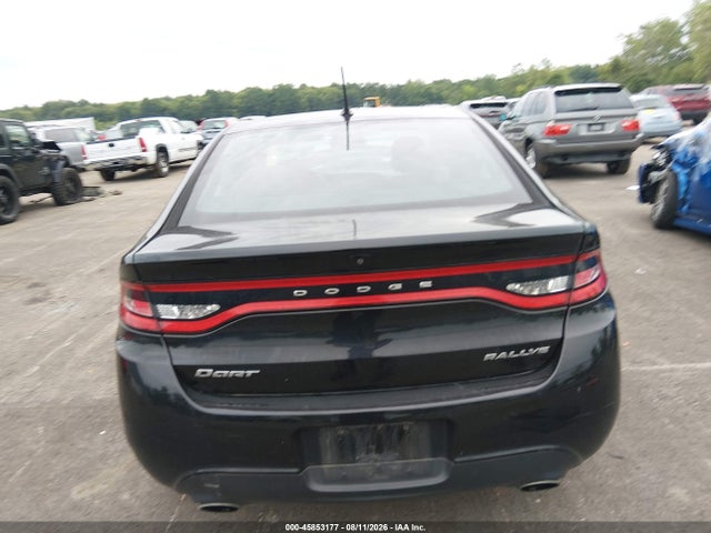 2016 Dodge DART SXT — фото 16