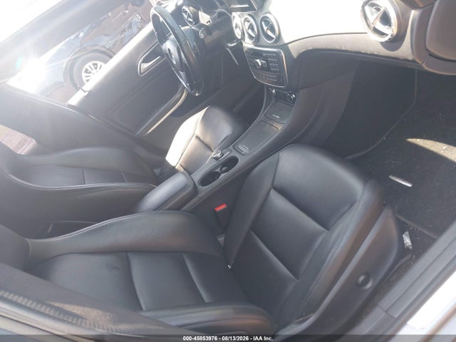 2014 Mercedes-BENZ CLA 照片 5