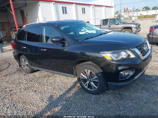 2017 NISSAN PATHFINDE SV