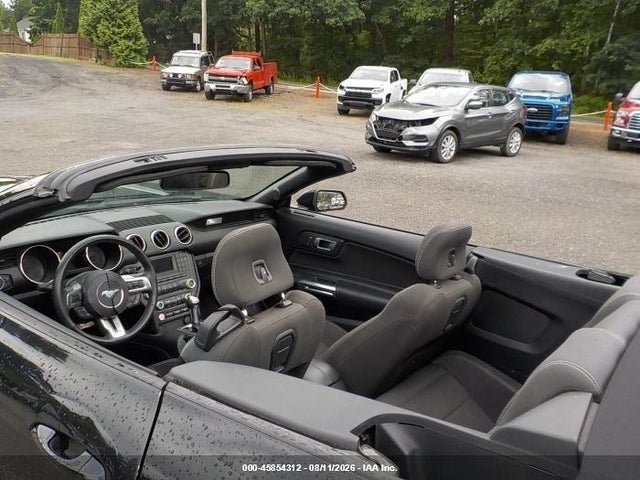صورة 13 لـ 2015 FORD MUSTANG V6
