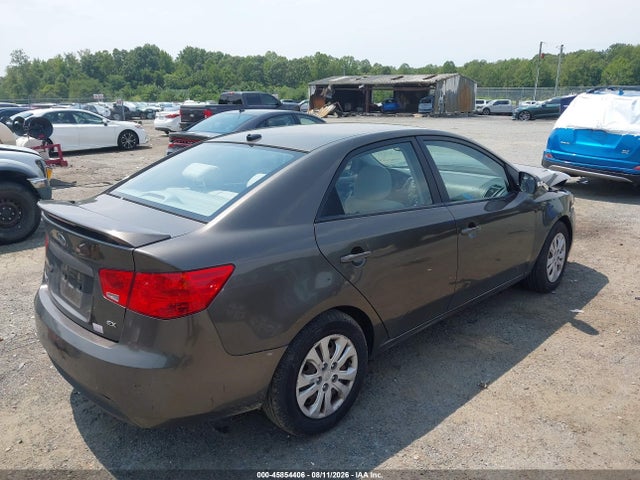 صورة 4 لـ 2010 KIA FORTE EX