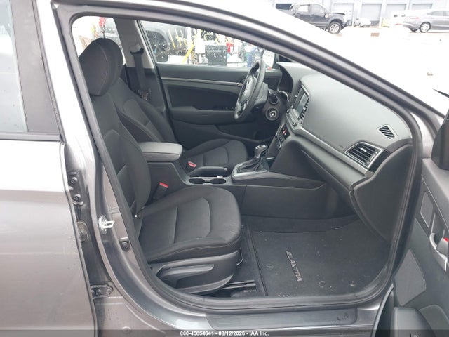 2018 Hyundai ELANTRA SEL 照片 5
