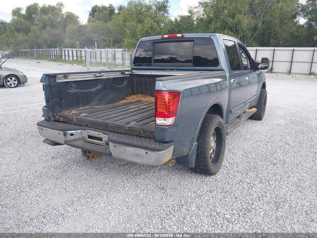 2010 Nissan TITAN LE — миниатюра 4