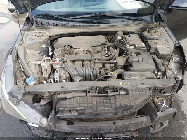 2021 HYUNDAI ELANTRA SE 10