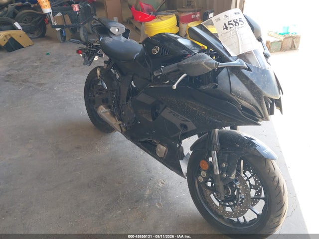 2025 YAMAHA YZF 