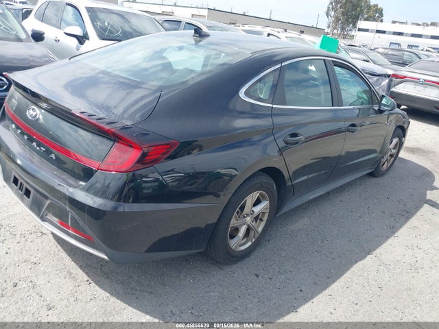 2022 HYUNDAI SONATA SE 4