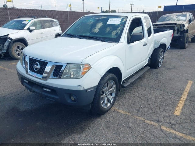 2013 Nissan FRONTIER S 照片 2