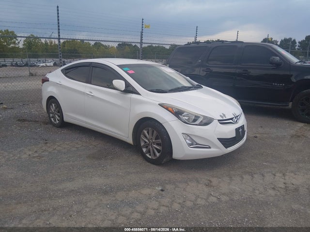 2016 HYUNDAI ELANTRA SE