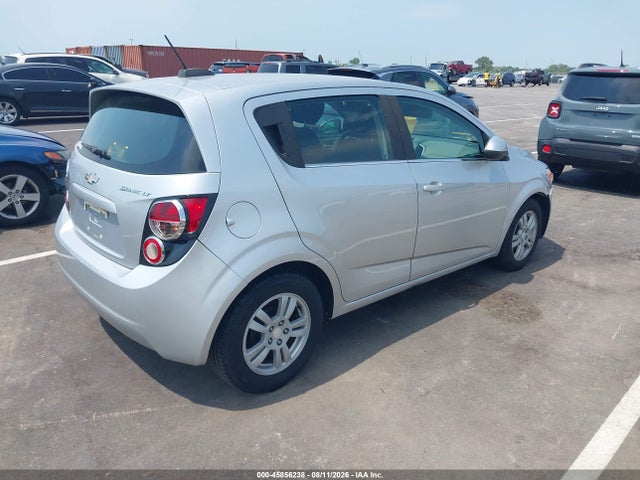 صورة 4 لـ 2015 Chevrolet SONIC LT AUTO