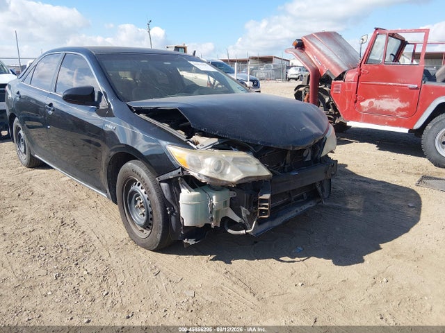 2014 TOYOTA CAMRY LE