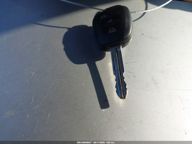 صورة 11 لـ 2014 Toyota PRIUS C ONE